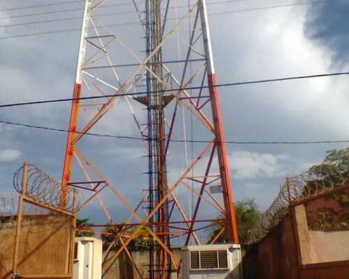 Empresa de manutenção de torres de telecomunicação